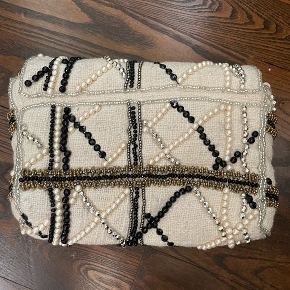 Zara Women’s Ivory beaded Crossbody Bag -Good condition - Picture 3 of 10